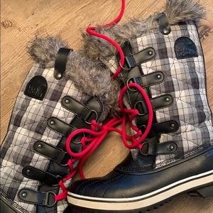 Sorel Tofino Plaid Boot